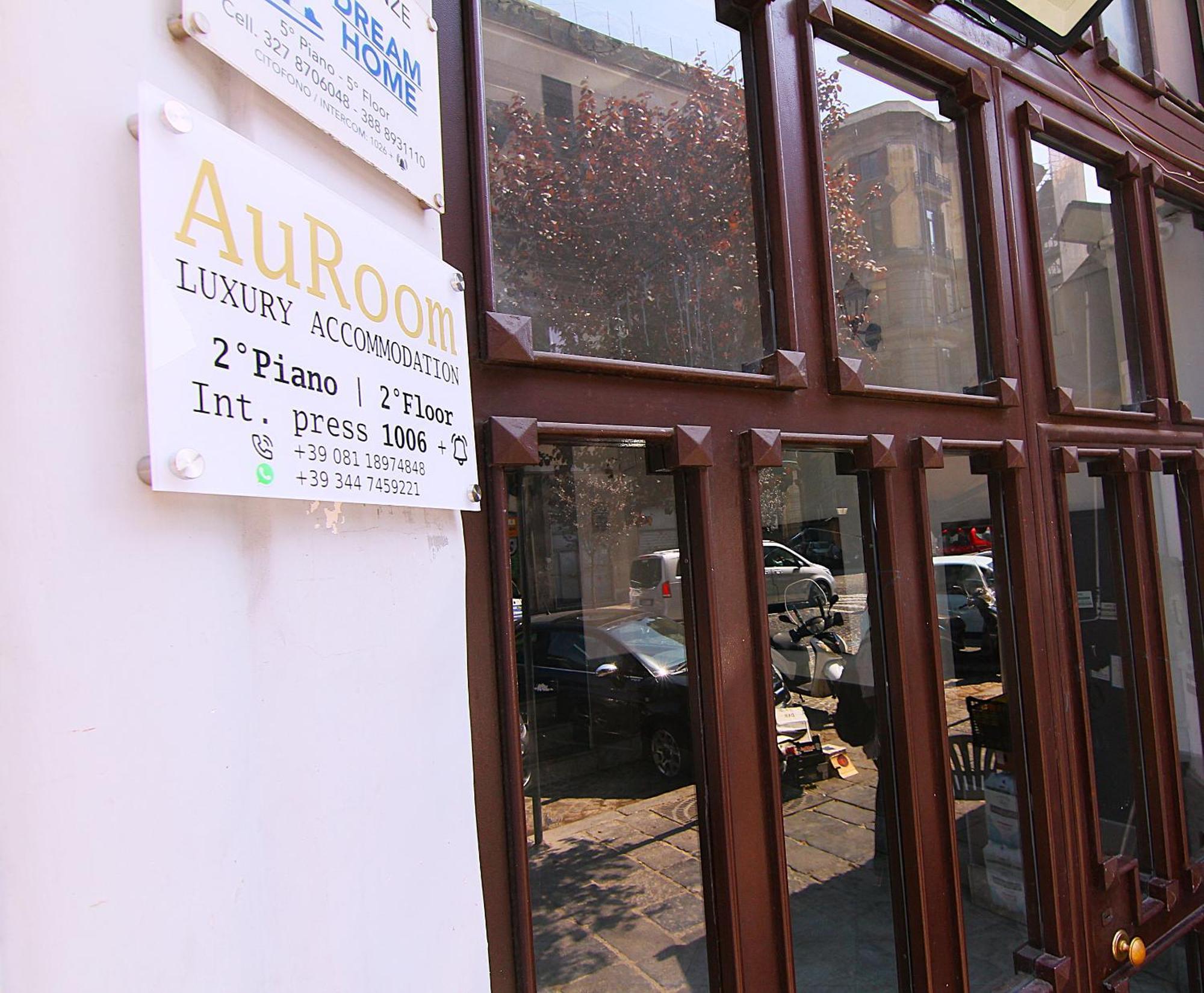 Auroom Naples Luaran gambar