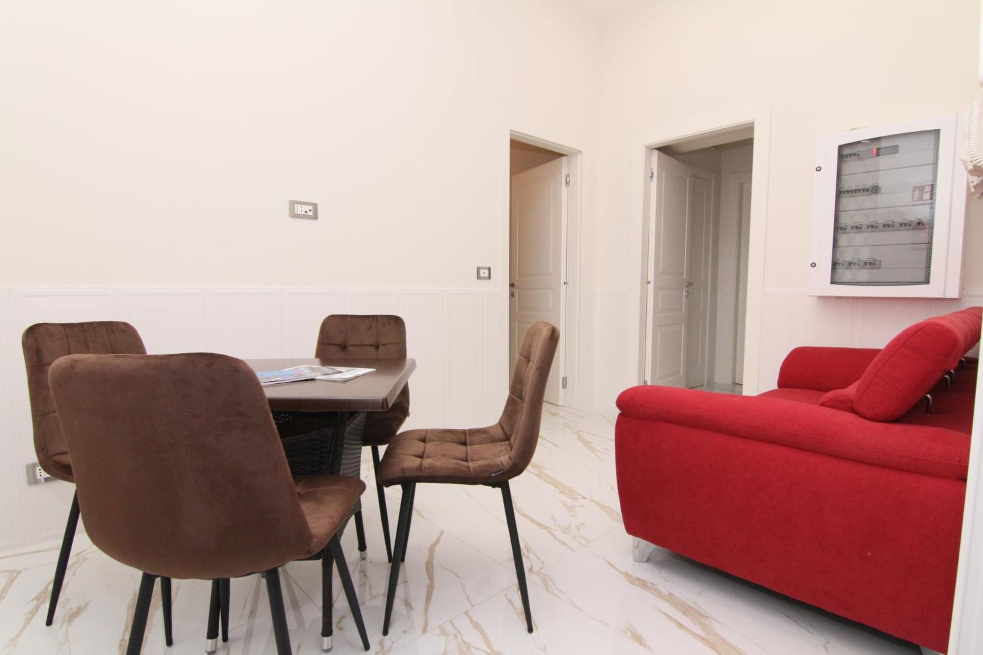 Auroom Naples Luaran gambar